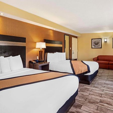 Best Western Plus Newark Airport West Exterior photo
