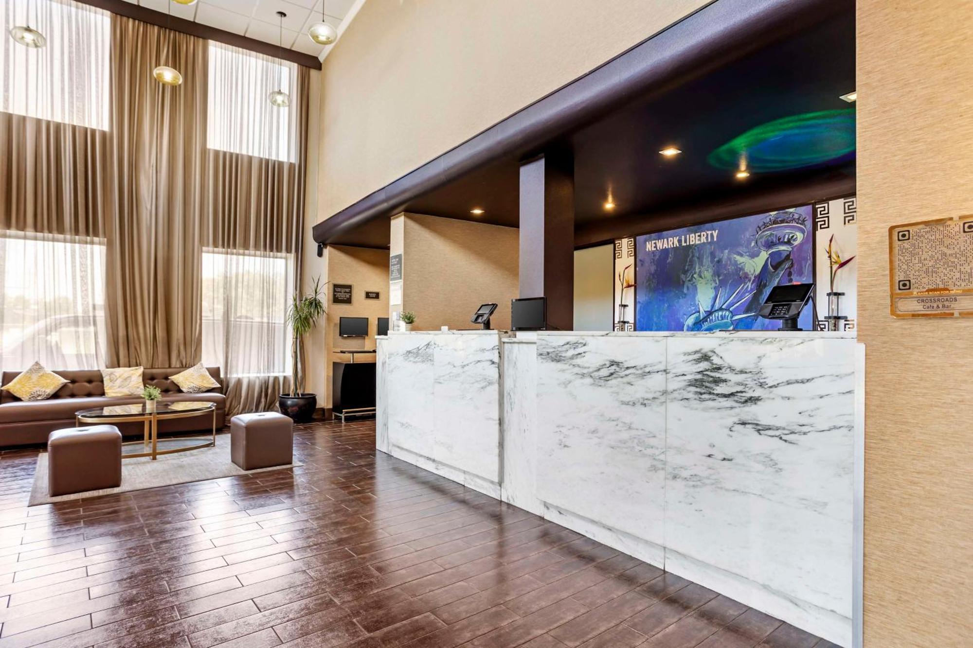 Best Western Plus Newark Airport West Exterior photo