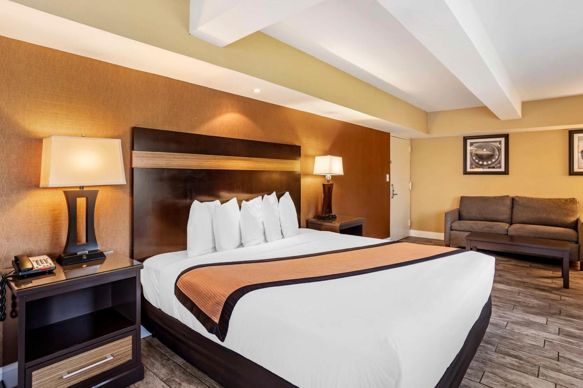 Best Western Plus Newark Airport West Exterior photo