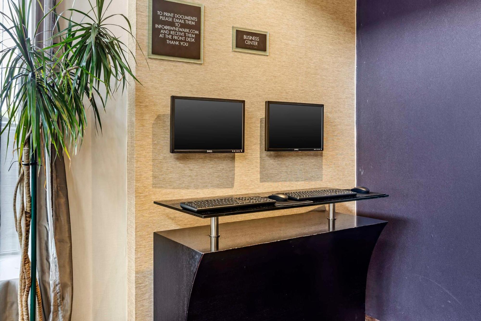 Best Western Plus Newark Airport West Exterior photo