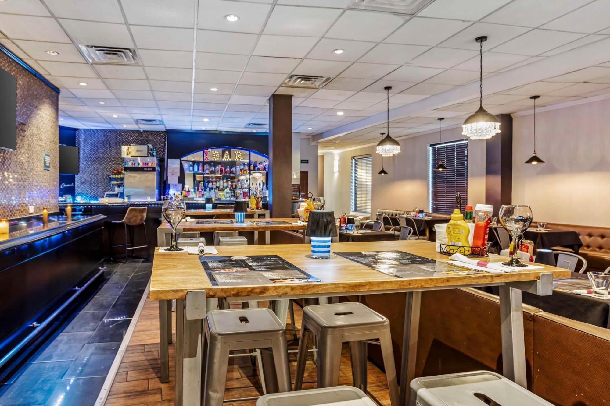 Best Western Plus Newark Airport West Exterior photo